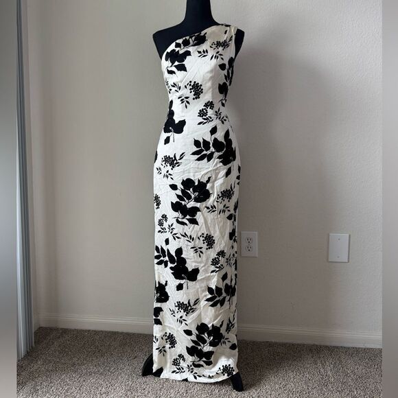 Carmen Marc Valvo 100% Silk One Shoulder Floral Maxi Dress Women’s Sz 8 Formal - Picture 1 of 9